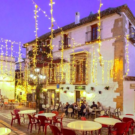 The Old House Marbella Hotel Exterior photo