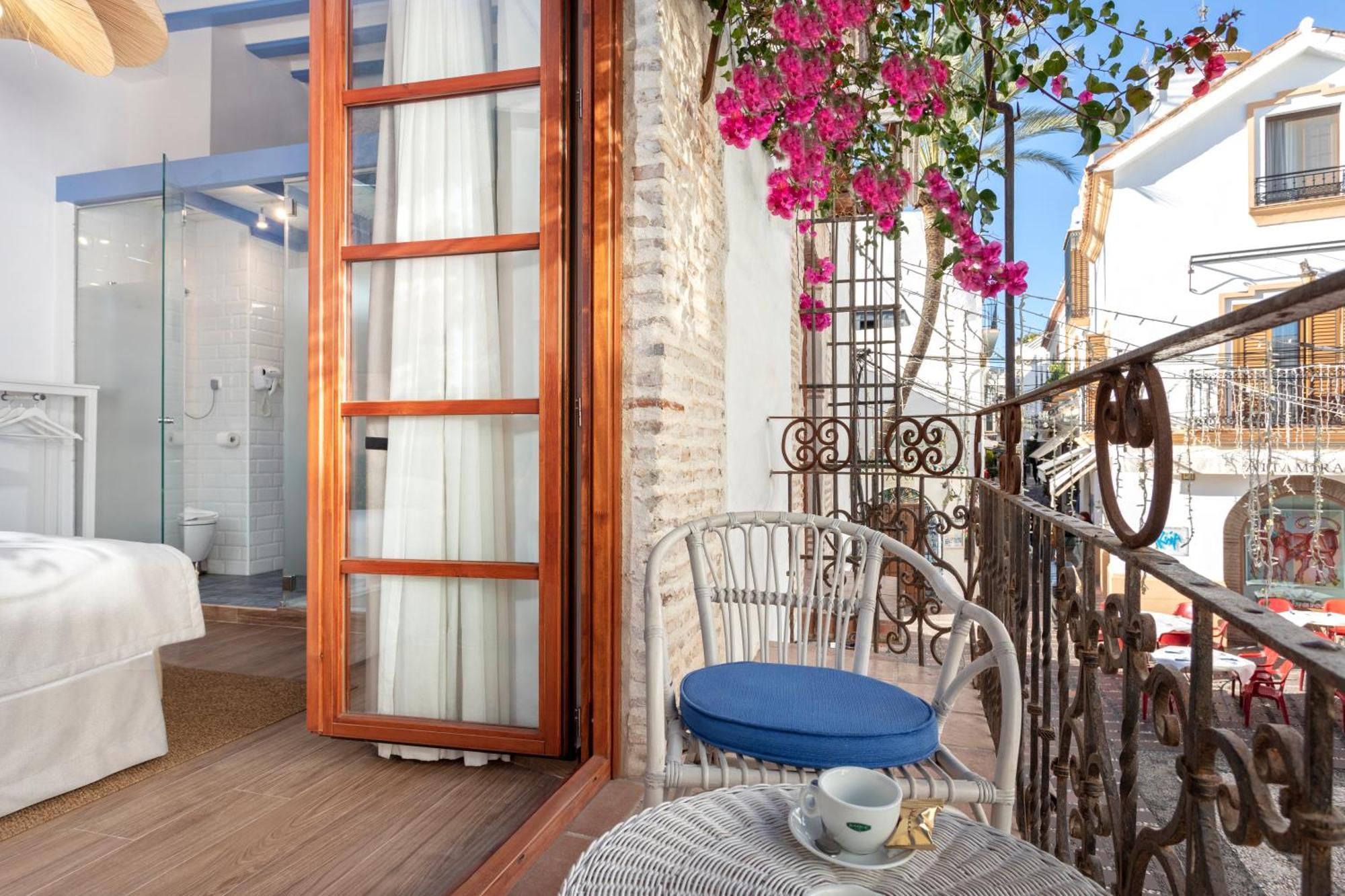 The Old House Marbella Hotel Exterior photo